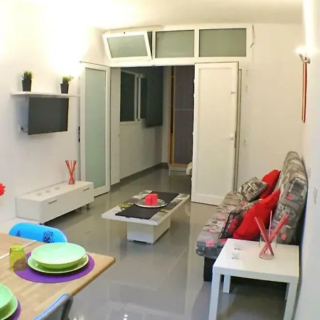 Estudio Playa Canteras 2-4P Wifi 500Mb Las Palmas de Gran Canaria Exterior photo