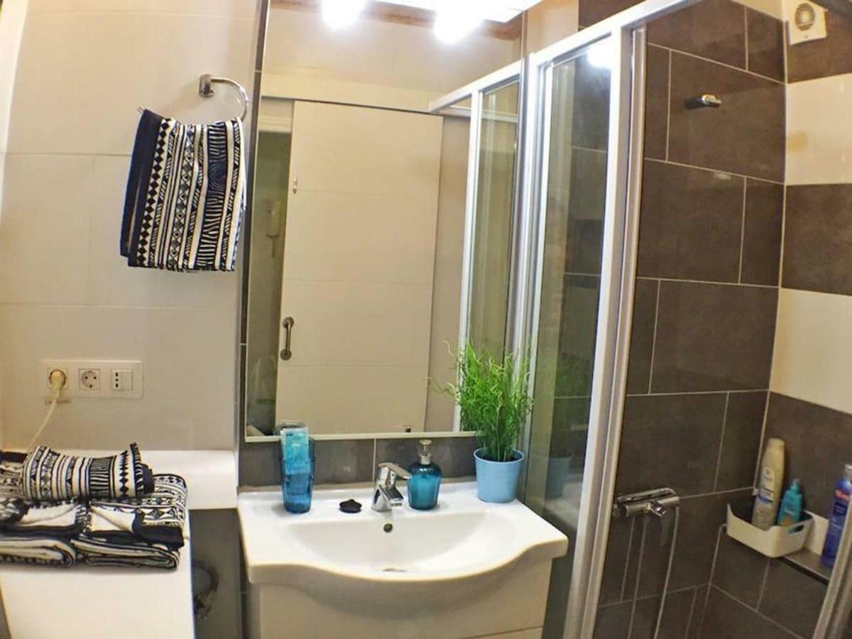 Estudio Playa Canteras 2-4p Wifi 500mb Apartment